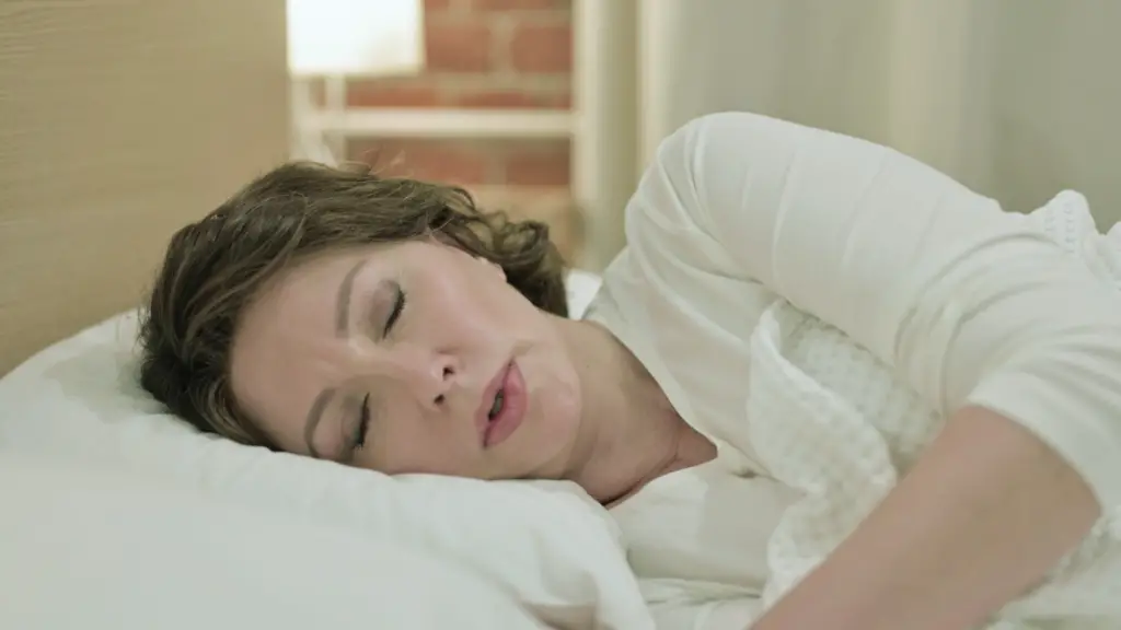 Why Do Pillows Get Hot? 🛏️ (And How To Fix It) Safe Sleep Systems